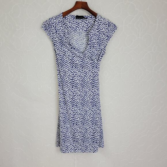 The Limited Wrap Dress Womens Small Blue White Zigzag V Neck Stretch Side Tie - Picture 1 of 6